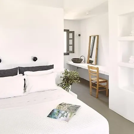 Hotel Platinum Paros - 2 Bedrooms - Turquoise - Sea View & Private Pool - Naoussa Kolympithres